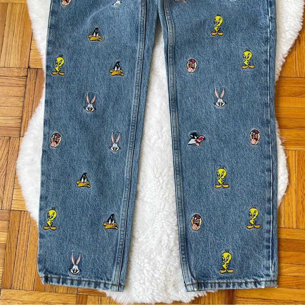 RARE Tommy Jeans x Looney Tunes Embroidered High Rise Jeans - Size 25/32 - Picture 9 of 16